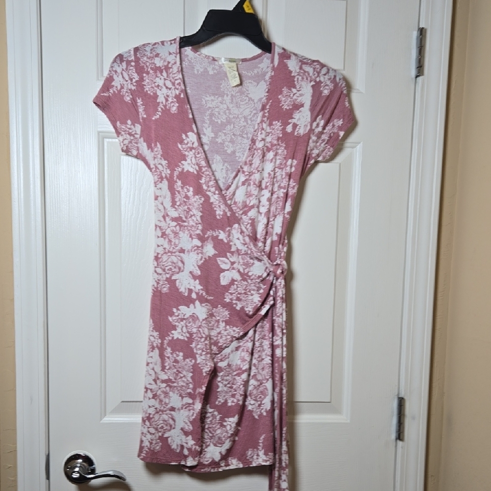 LA GYSPY M Rayon Floral Wrap Dress Soft Flirty Beachy Sexy Feminine Vtg Vibes!